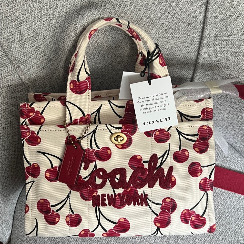 Coach Cargo Tote Bag 26 With Cherry Print - Picture 7 of 14